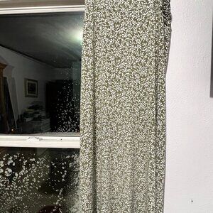 Kaileigh green and cream pull on maxi skirt